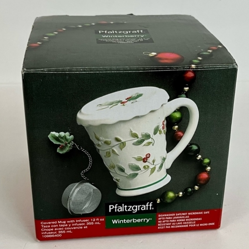 NEW Pfaltzgraff Winterberry Covered Mug with Tea Infuser, Holiday Christmas WB11